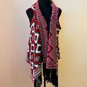 Romeo & Juliet Couture Red and Black Knit Vest